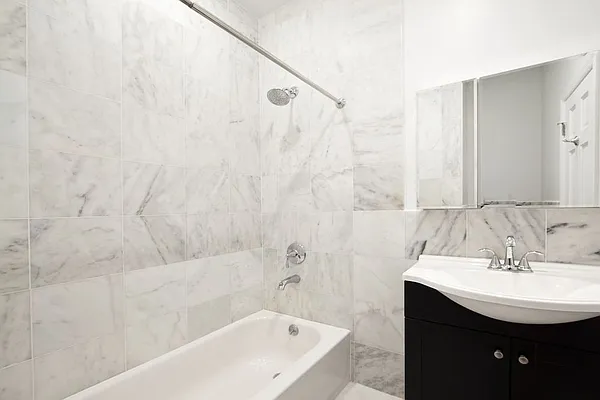 Rented by REAL New York | media 26