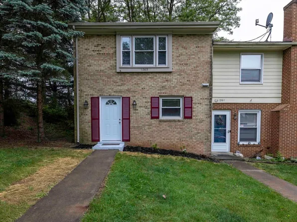 1263 Country Club Ct, Harrisonburg, VA 22802