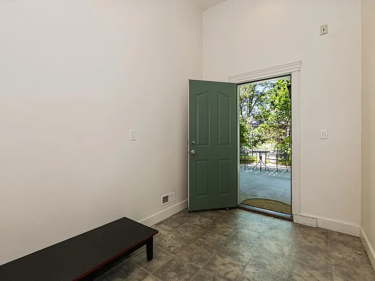 4052 S Mill Site Ave — Photo 35