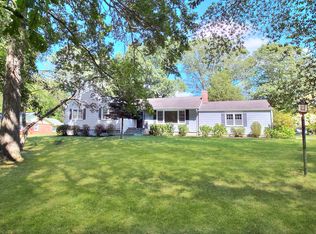 10 Baldwin Rd, Norwalk, CT 06851