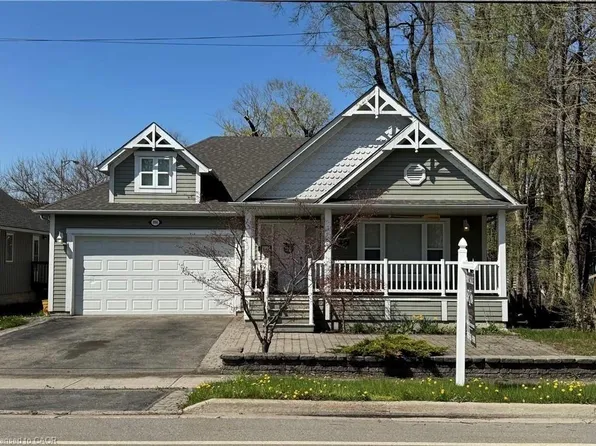 996 Beach Blvd, Hamilton, ON L8H 6Z4