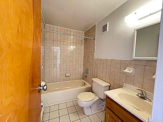 4th image of 32-75 31st St #2F