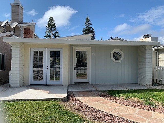 1st image of 509 Poinsettia Ave