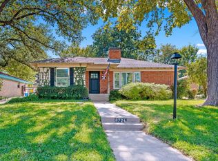 6724 Blessing Dr, Dallas, TX 75214