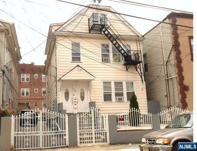 502 12th Ave, Paterson, NJ, 07514