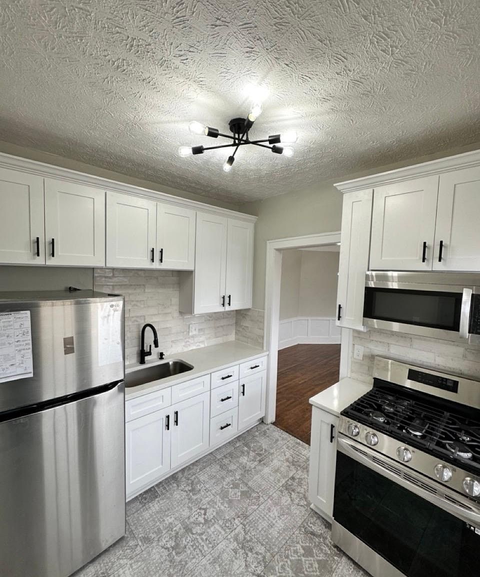 1726 Glenmont Rd 6, Cleveland, OH 44118 Zillow