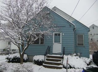 117 Fairview St, Providence, RI 02908