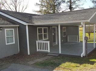 1315 Robin Ln, Fairmont, WV