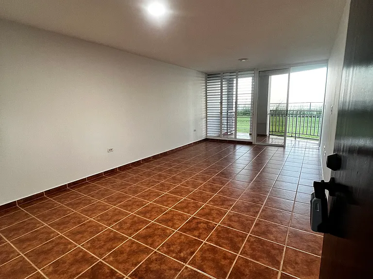 M1 Condominio La Vis — Photo 14