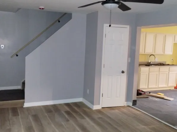 31808 Tuscola Ct, Westland, MI 48186