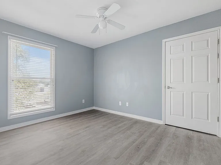 805 N Main St #108 — Photo 64