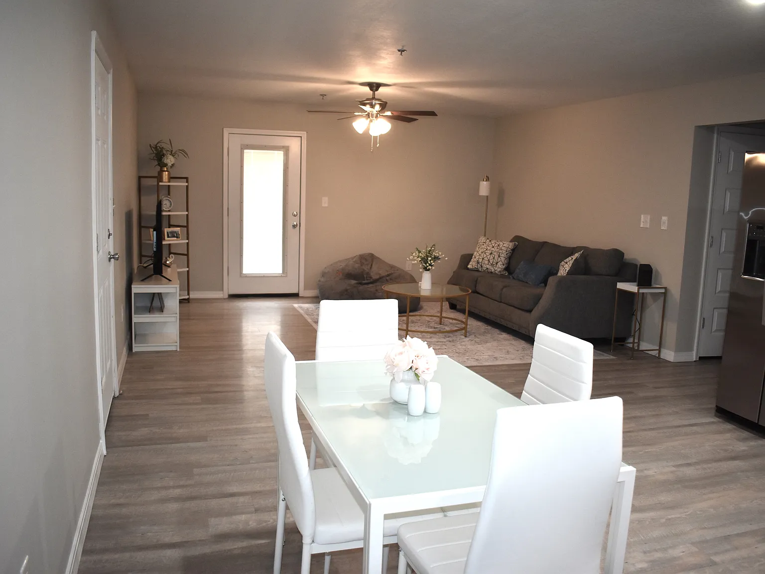 2 bed, 1020 sqft, $1,225 — Photo 4
