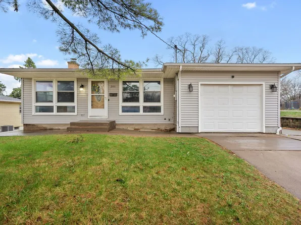 3111 W 3rd St, Davenport, IA 52804