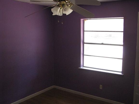 5th image of 12508 Crestwood Ln