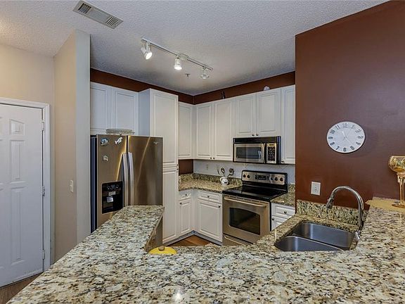 5th image of 10 Perimeter Summit Blvd NE APT 2302