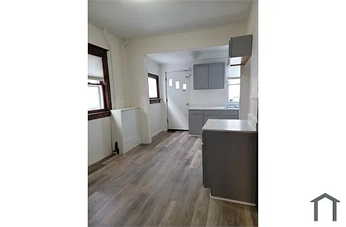 125 Argo Park Photo 1