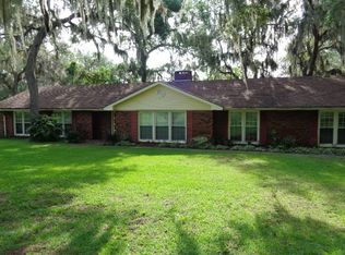 1139 Tamara St, Darien, GA 31305