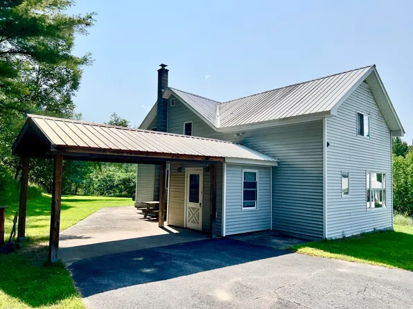 10 Lamkins Rd, Saranac, NY 12981