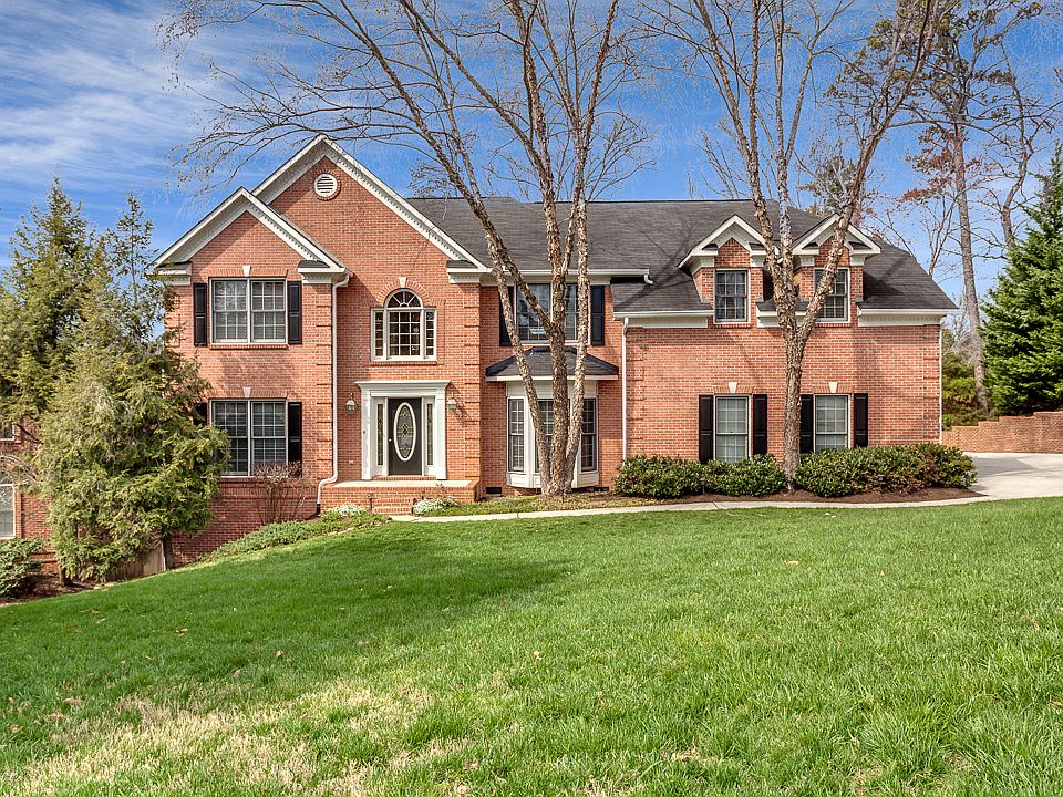 1st image of 10317 Castlebridge Ct