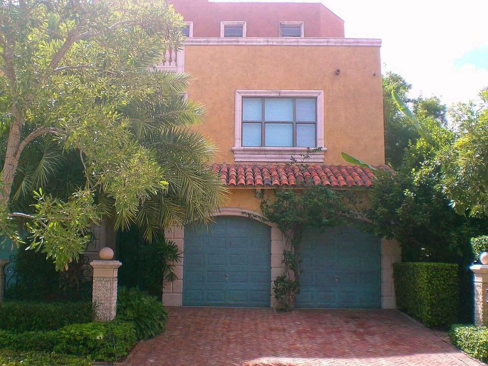 1st image of 447 SW 5th Ave