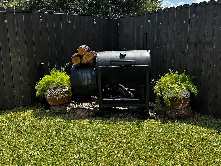 6137 Ortiz Dr — Photo 14