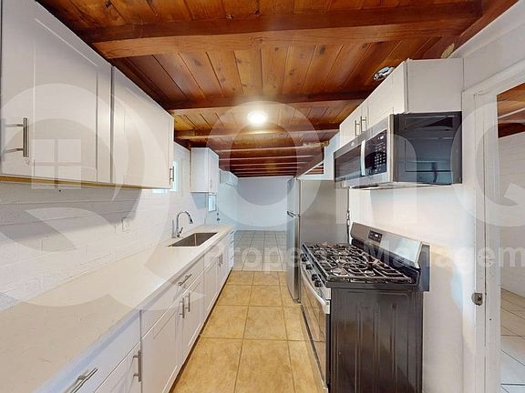 2nd image of 3564 E Kleindale Rd #B