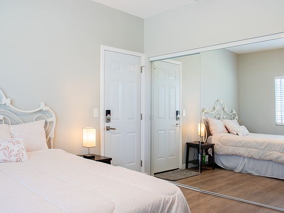 4th image of 9338 Twin Mountain Cir
