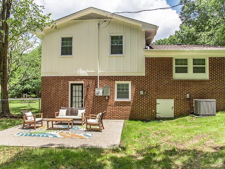 3009 Omah St — Photo 17