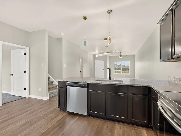 11914 Latour Valley — Photo 13
