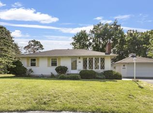 1826 Onacrest Ct, Saint Paul, MN 55117