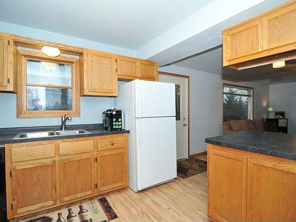 Features Breakfast Bar