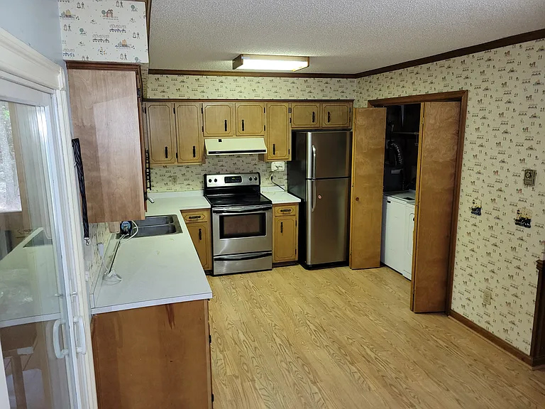 11619 Heron Dr — Photo 32