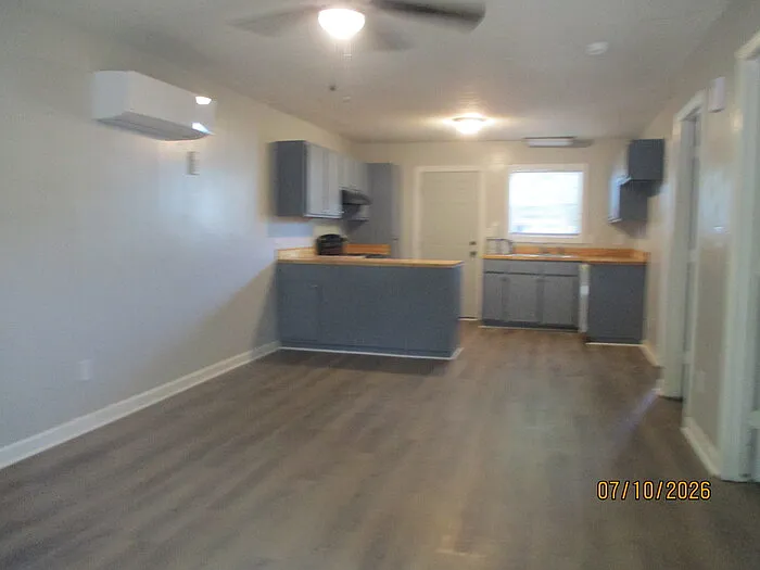321 Oak St #321 — Photo 3
