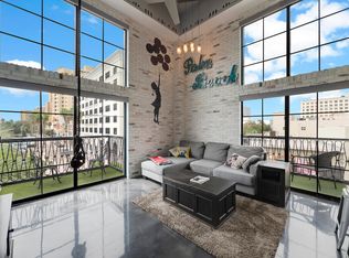 101 N Clematis St APT 320, West Palm Beach, FL 33401