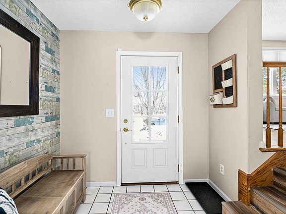 3rd image of 2360 Apple Ridge Dr