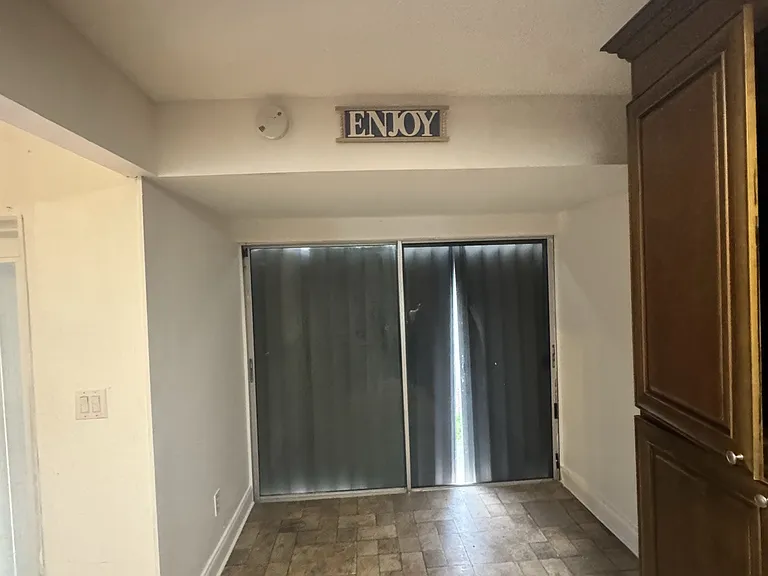 10379 SW 209th Ln — Photo 15
