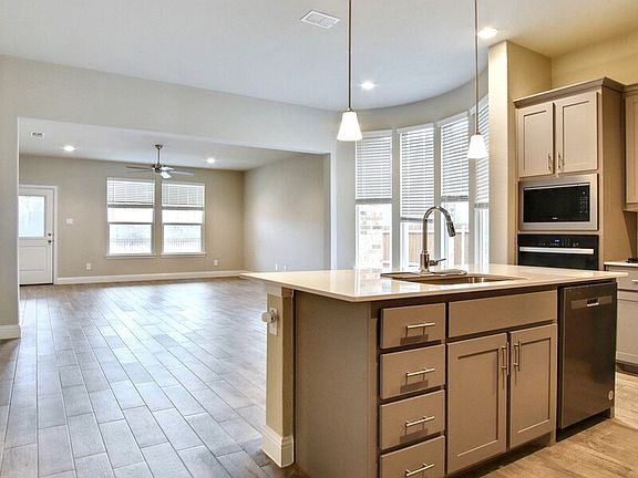 5th image of 2513 Toucan Dr