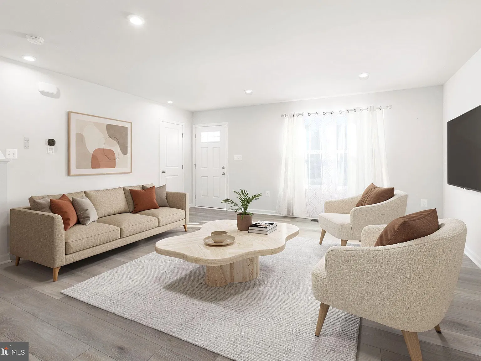 4 bed, 2.5 bath, 2200 sqft, $3,200 — Photo 3