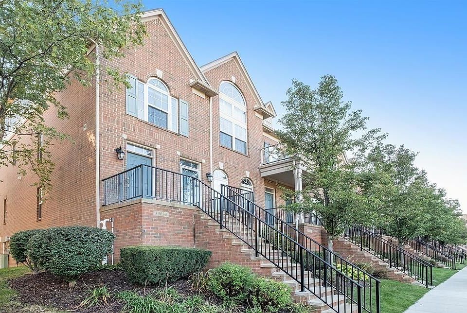 1st image of 39633 Springwater Dr