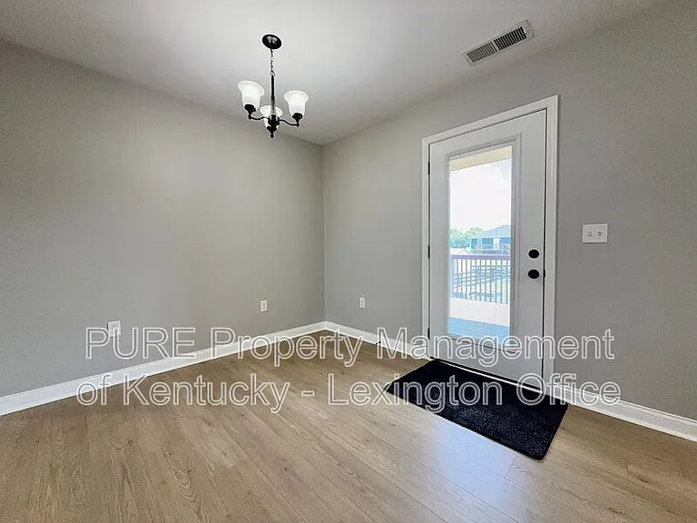 189 Page Dr — Photo 8