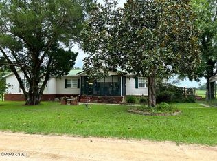 5612 Banner Rd, Malone, FL 32445