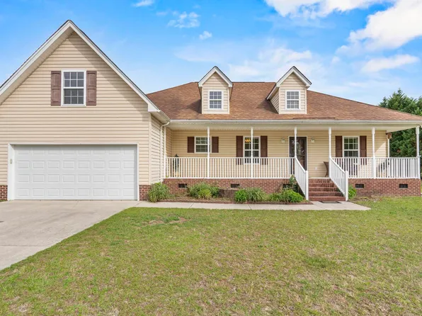111 Cannon Trail Ct, Lexington, SC 29073