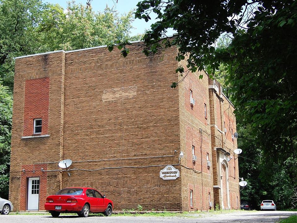 1st image of 183 Woodmont Ave APT 2