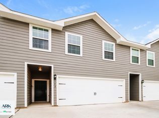 560 Solomon Ln, Brookshire, TX 77423