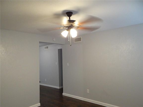 4th image of 2326 Norma Dr