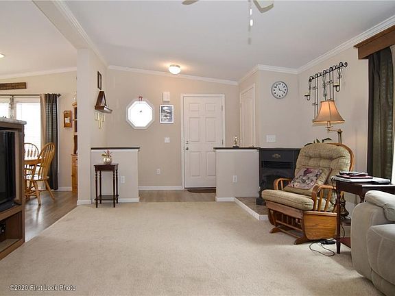 4th image of 295 Cooper Ln