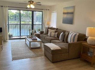 715 Sunny Pine Way APT C2, Greenacres, FL 33415