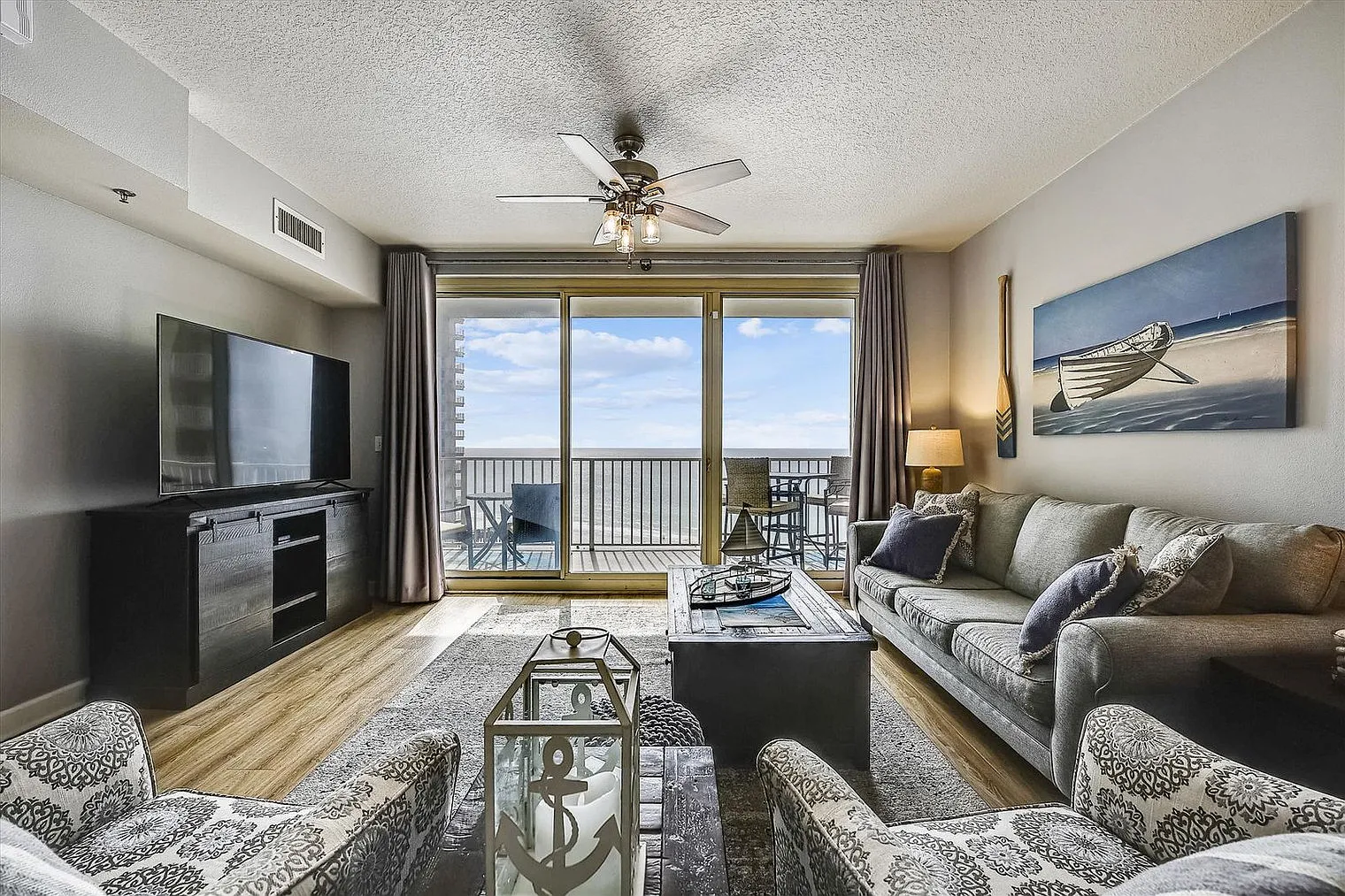 1 bed, 2.0 bath, 904 sqft, $3,691 — Photo 1