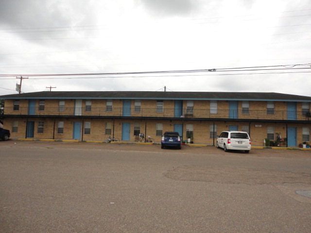 1st image of 801 Fordyce Ave