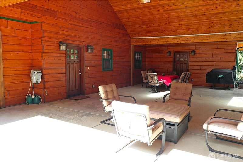 4th image of 30333 Heimer Road